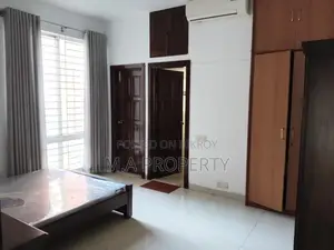 Full Furnish 3-Bedroom 2200sqft Gulshan North