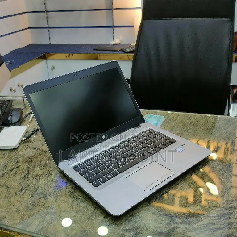 hp 840 G3 6gen: i5 256ssd+8gb ram Available