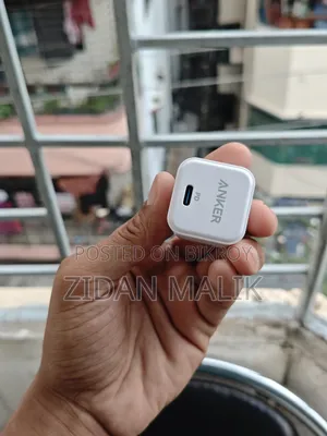 iPhone 12 Pro Silicon Cover + Anker Fast Charger Combo