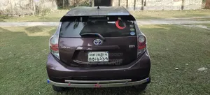 Toyota Aqua 2014 Purple