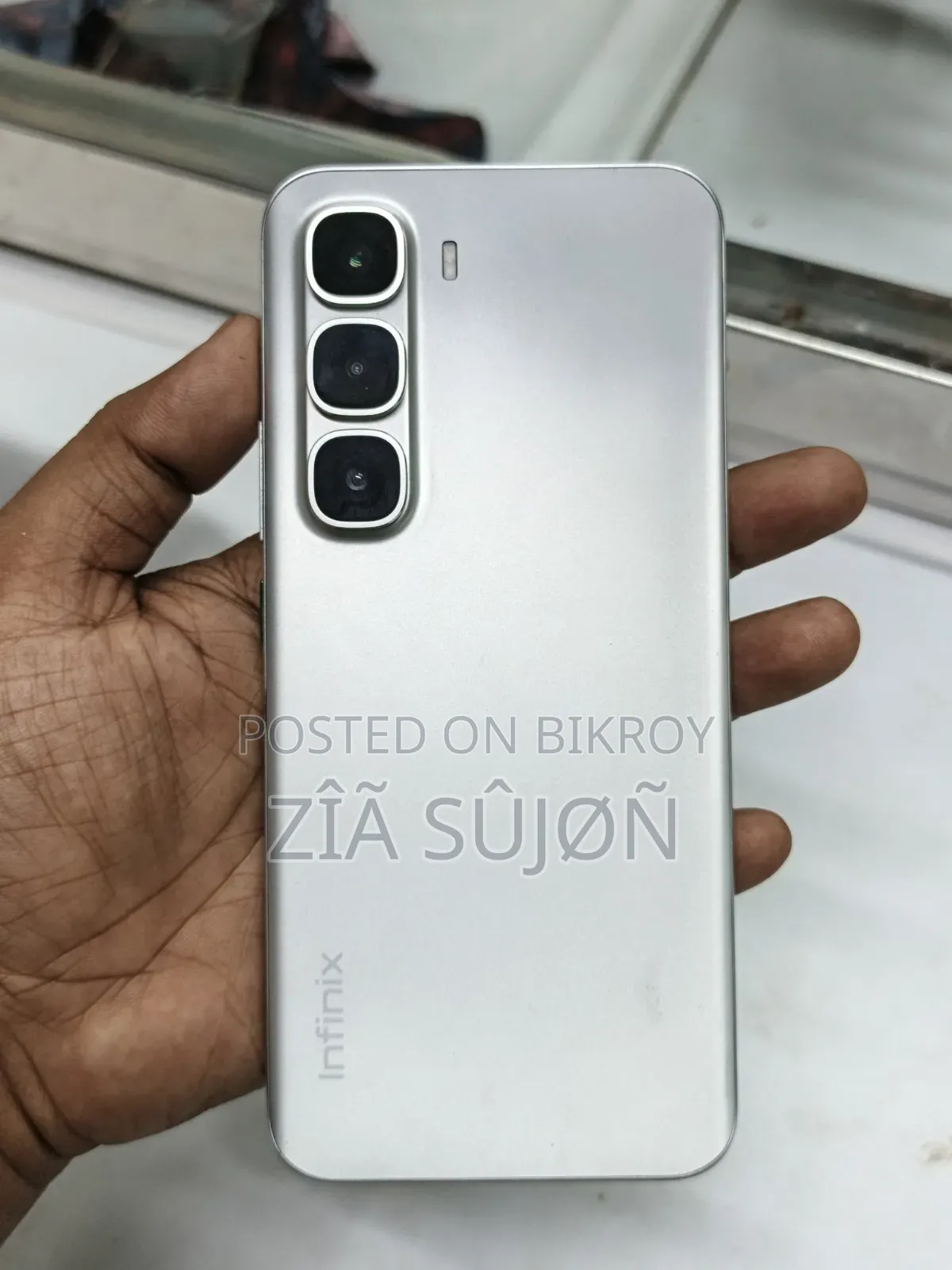 Infinix Hot 60 Pro+ 128 GB Silver