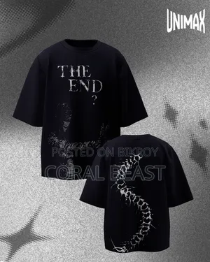 Oversized Y2k Themed Black Dropshoulder
