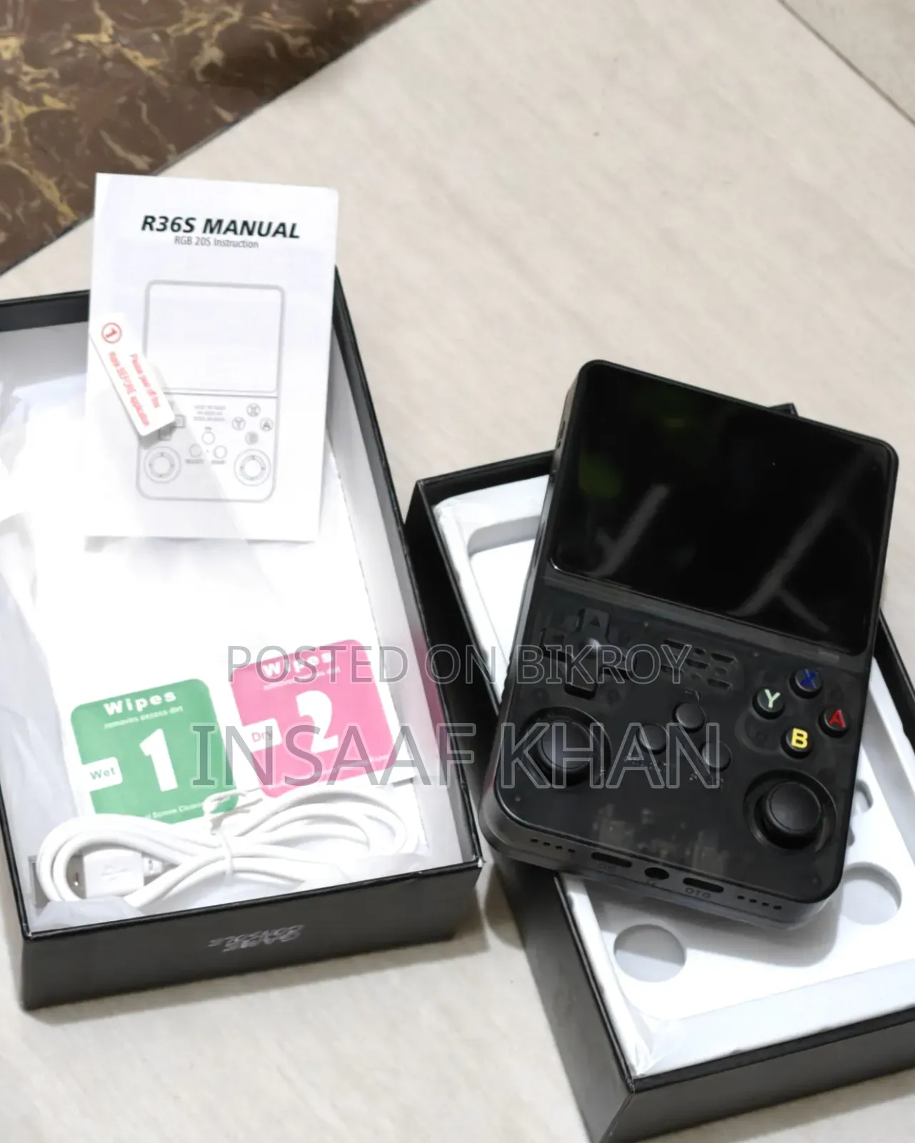 R36s Gaming Console 21,000 Games 64gb