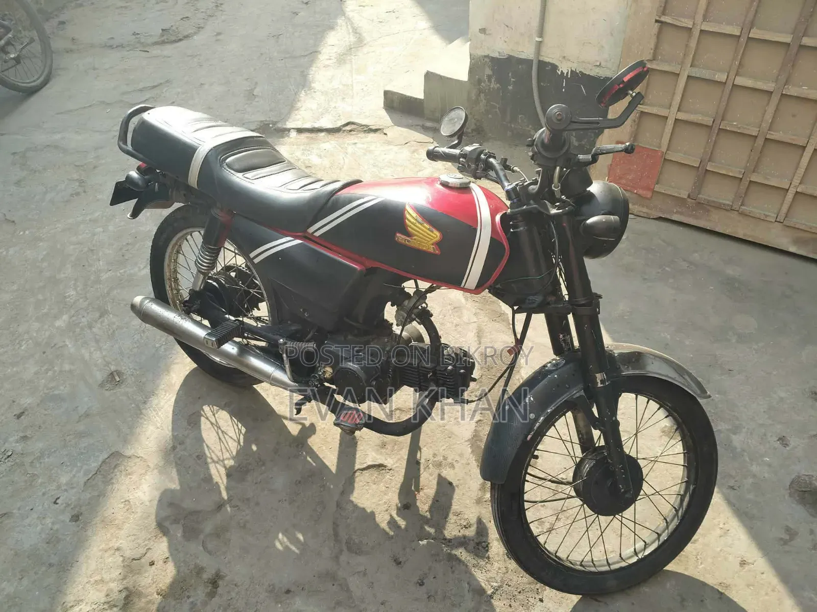 হিরো ২০০৮ ব্ল্যাক