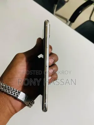 Apple iPhone X 64 GB White
