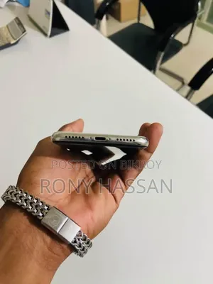Apple iPhone X 64 GB White