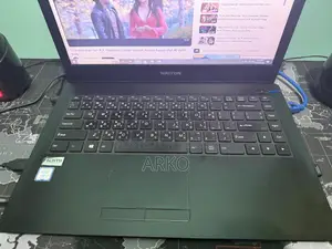 Laptop 8GB Intel Core i3 HDD+SSD 1T