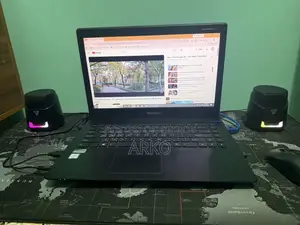 Laptop 8GB Intel Core i3 HDD+SSD 1T