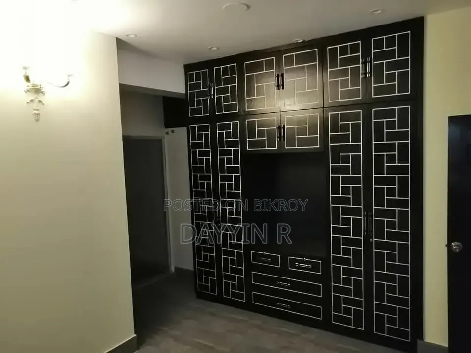 Furnished 3bdrm Apartment in Dhanmondi for Sale