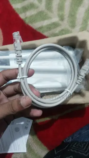 রাউটার Netis ৩/৪ দিন ব্যবহৃত, তারসহ ৪০ গজ