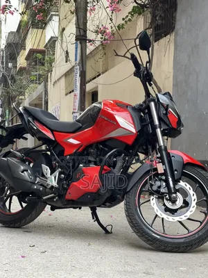 New Hero Thriller 160R 2025 Red