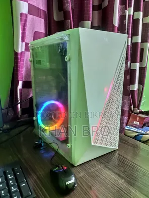 Desktop Computer Gigabyte GB-BKi5HT-7200 4GB Intel Core I3 HDD 512GB