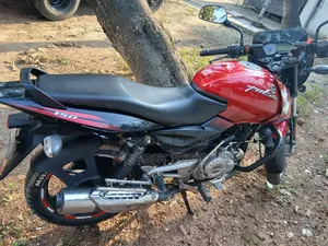 Bajaj Pulsar 150 2014 Red