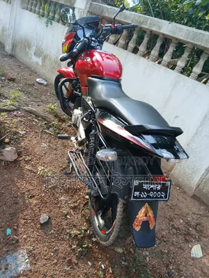 Bajaj Pulsar 150 2014 Red