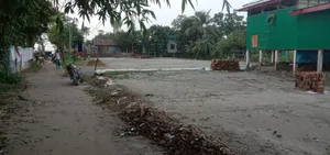বাড়ি করার জমি