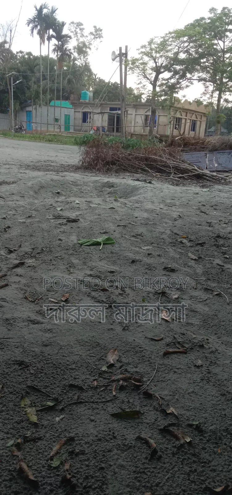 বাড়ি করার জমি