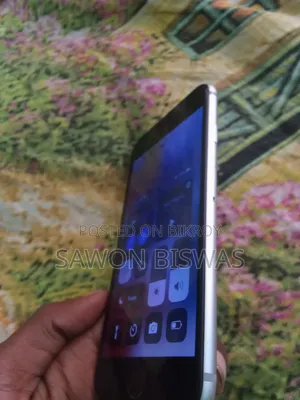 Apple iPhone 6s 32 GB White