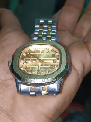 Viguer Stainless Steel Back Water Resistant Made In P.R.C No:V1033m