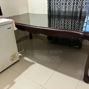 Dining Table Set (6 Chair and Table) for Sell