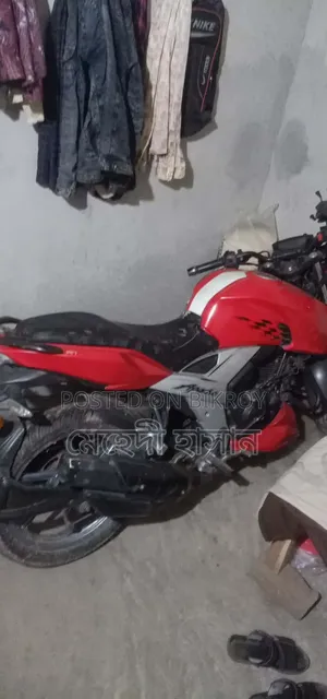 TVS Apache RTR 160 4V 2019 Red