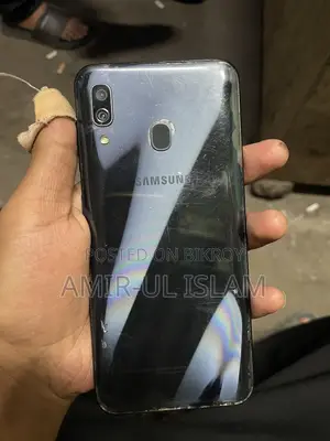 Samsung Galaxy A30 64 GB Purple