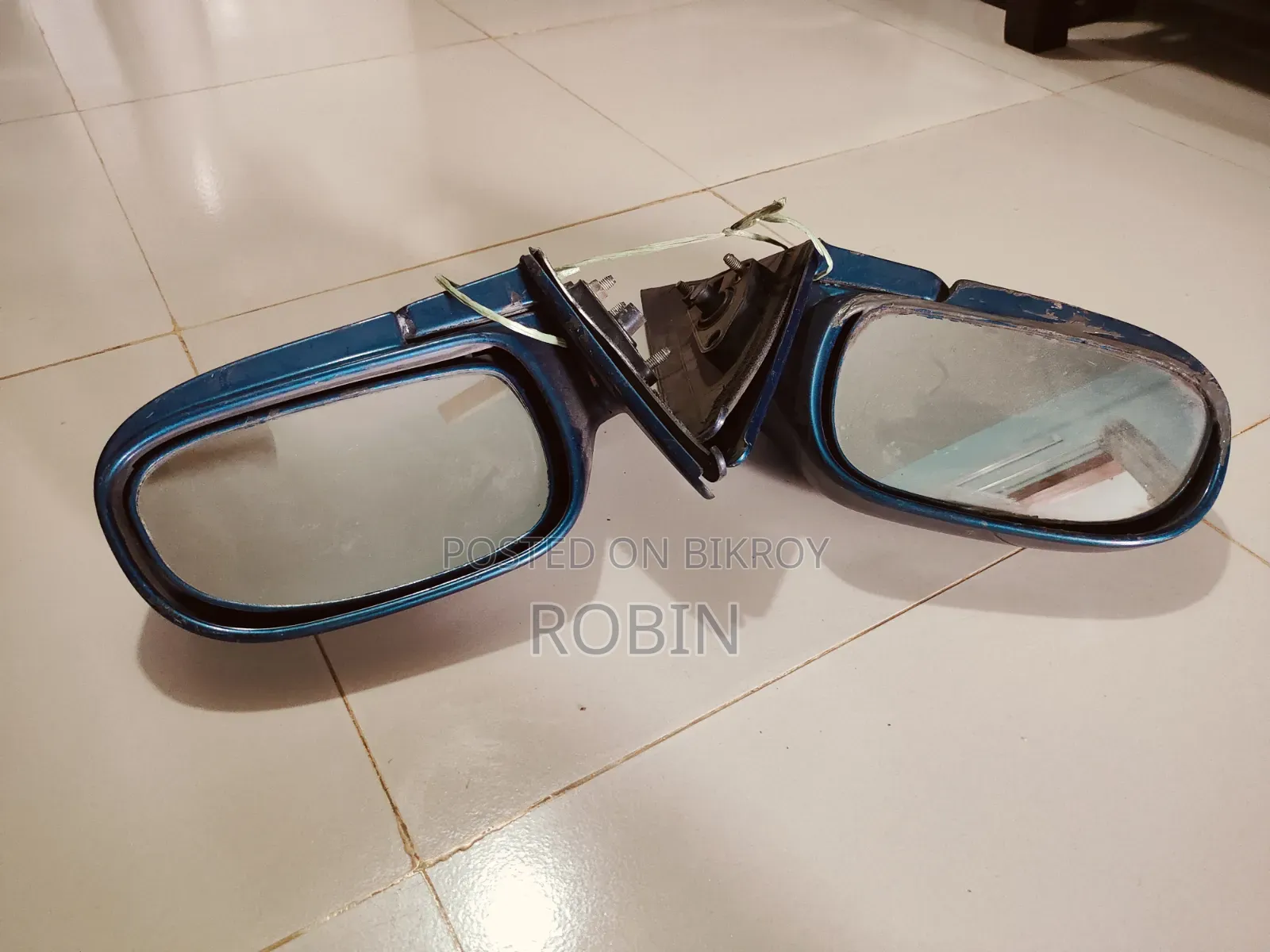 Toyota Corolla AE110/111 Manual Looking Glass