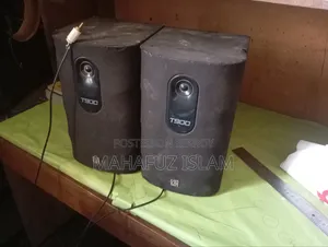 কম্পিউটার বক্সে ছোট মাইক