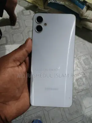 Samsung Galaxy A05 64 GB