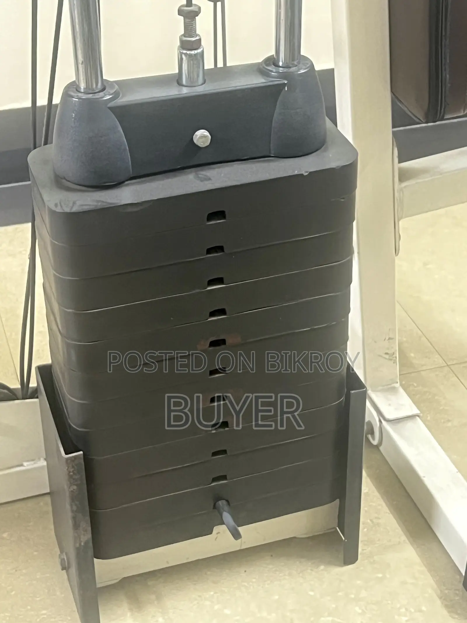 Multi Station Professional Gym With 12 Plates