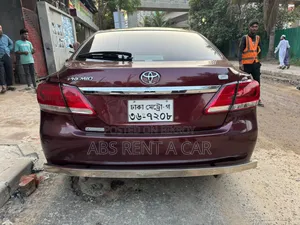 Toyota Premio 2019 Maroon