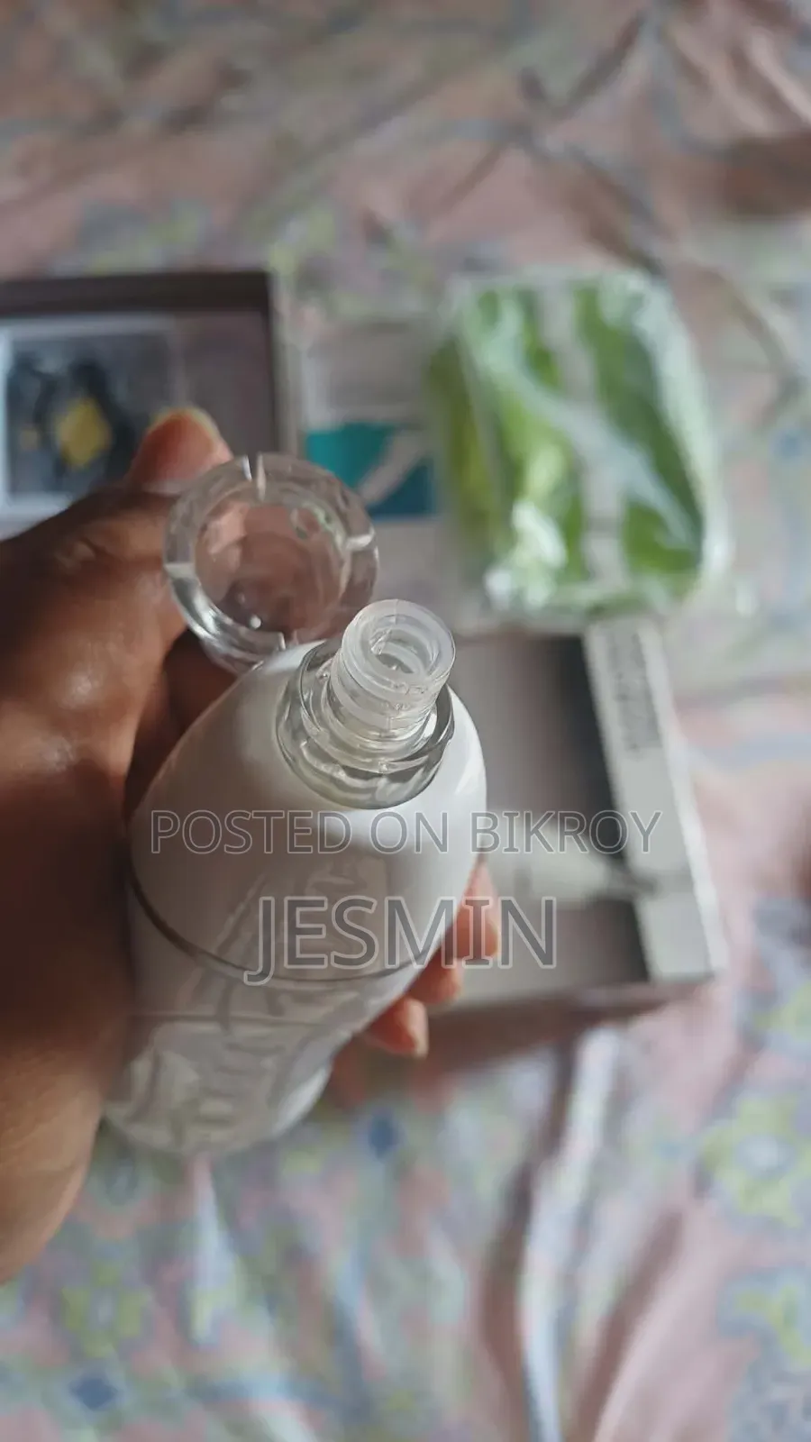 Portable Diamond Dermabrasion Machine (Model: Nv-17)