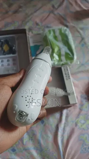 Portable Diamond Dermabrasion Machine (Model: Nv-17)