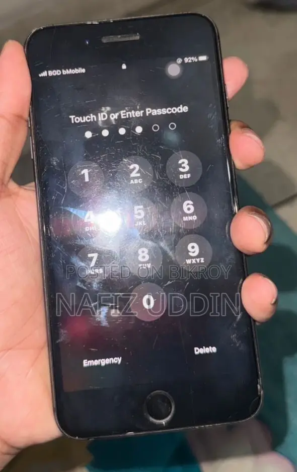 Apple iPhone 8 Plus 64 GB Black