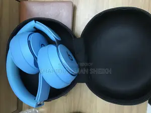 Beats Solo Pro
