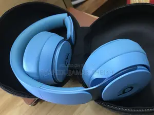 Beats Solo Pro
