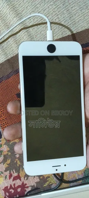 অ্যাপল আইফোন ৬এস প্লাস ৬৪ জিবি সাদা