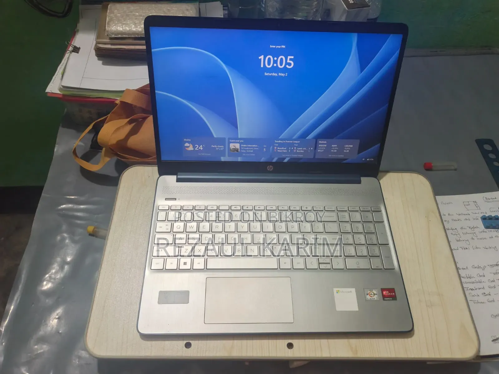 Laptop HP 15 8GB AMD Ryzen SSHD+SSD 256GB