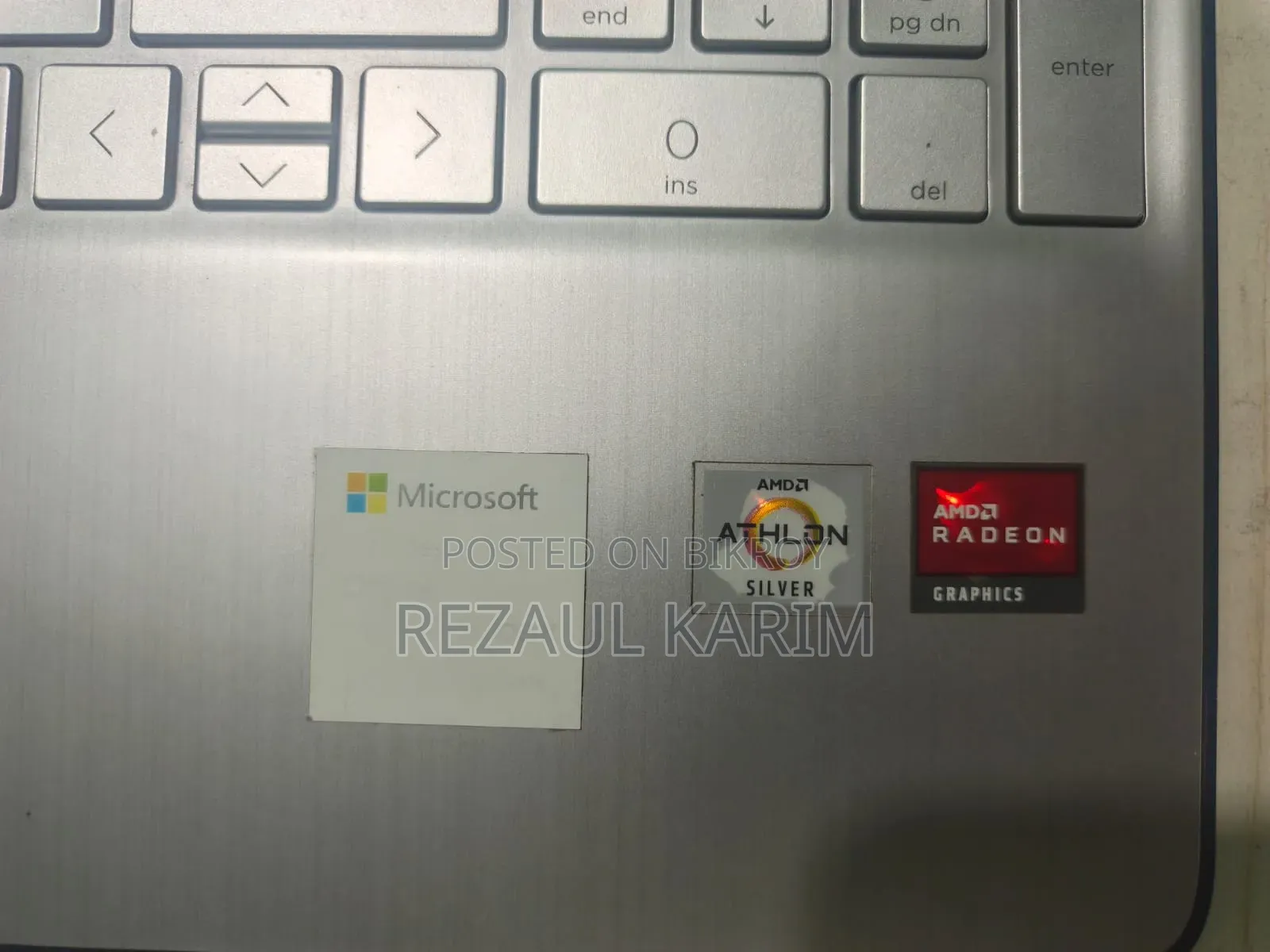 Laptop HP 15 8GB AMD Ryzen SSHD+SSD 256GB