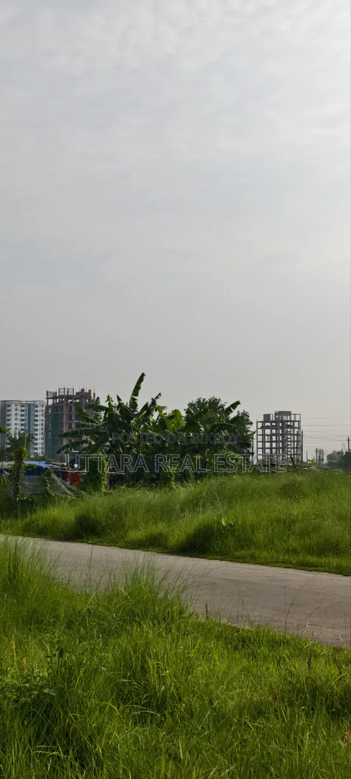 উত্তরা রাজউক ১৭নং সেক্টরে জি ব্লক ১১০ ফুট রোডে১২ কাঠার প্লটবিক্রি হবে