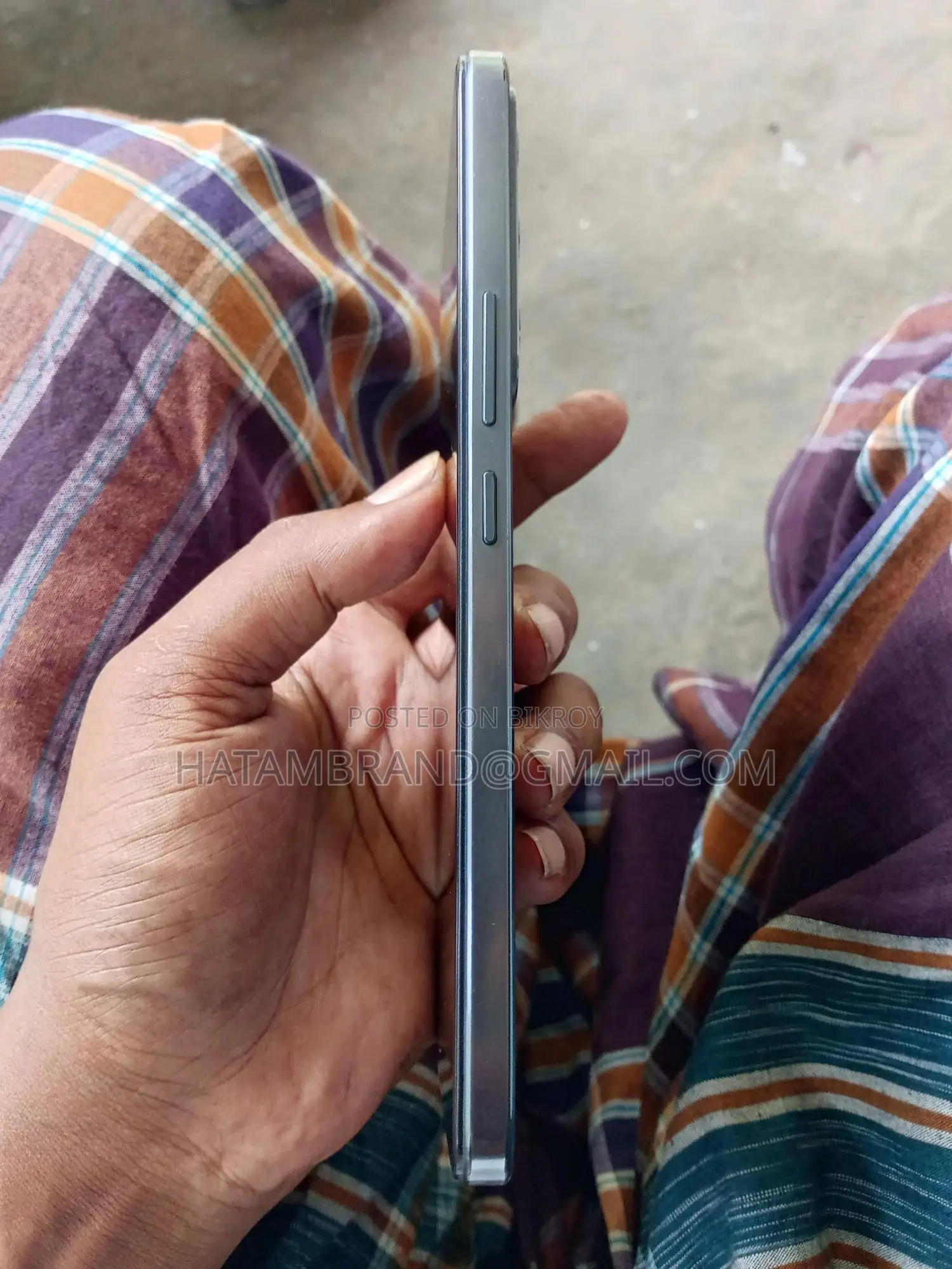 Vivo V27e 256 GB Gray