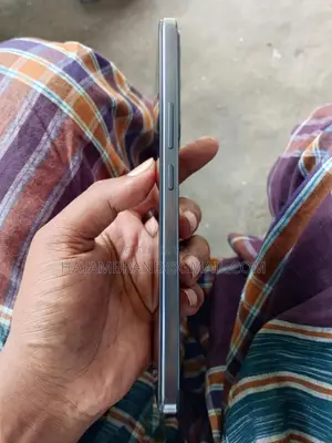 Vivo V27e 256 GB Gray