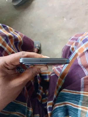 Vivo V27e 256 GB Gray