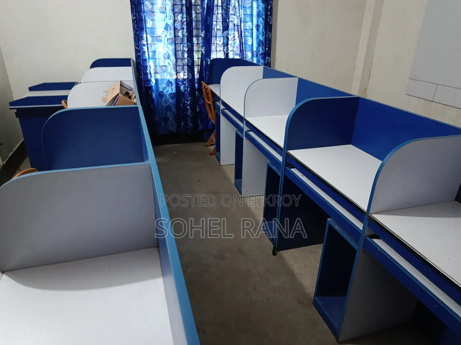 Employee Computer Desk (10 Person)