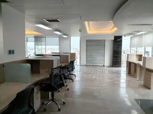 উত্তরায় ৬১০০ বর্গফুটের চমৎকার বাণিজ্যিক ডেকোরেটেড ফার্নিশড অফিস ভাড়া হবে।
