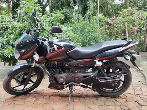 Bajaj Pulsar 150 ২০২১ রেড