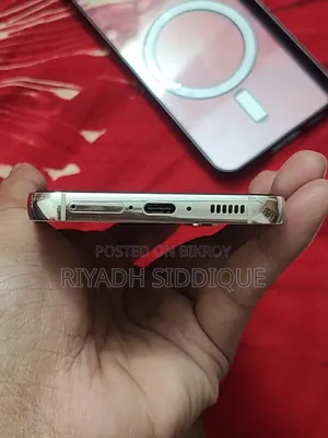 স্যামসাং গ্যালাক্সি এস২৩ ১২৮ জিবি হোয়াইট