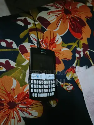 Nokia Asha 205 Orange