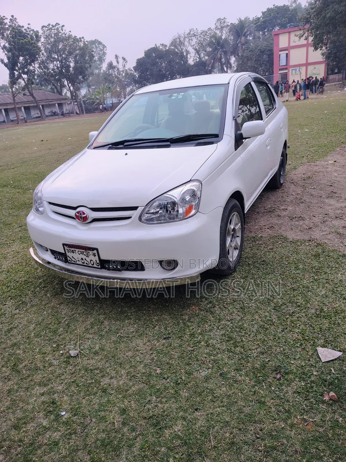 টয়োটা প্ল্যাটজ ২০০৫ পার্ল