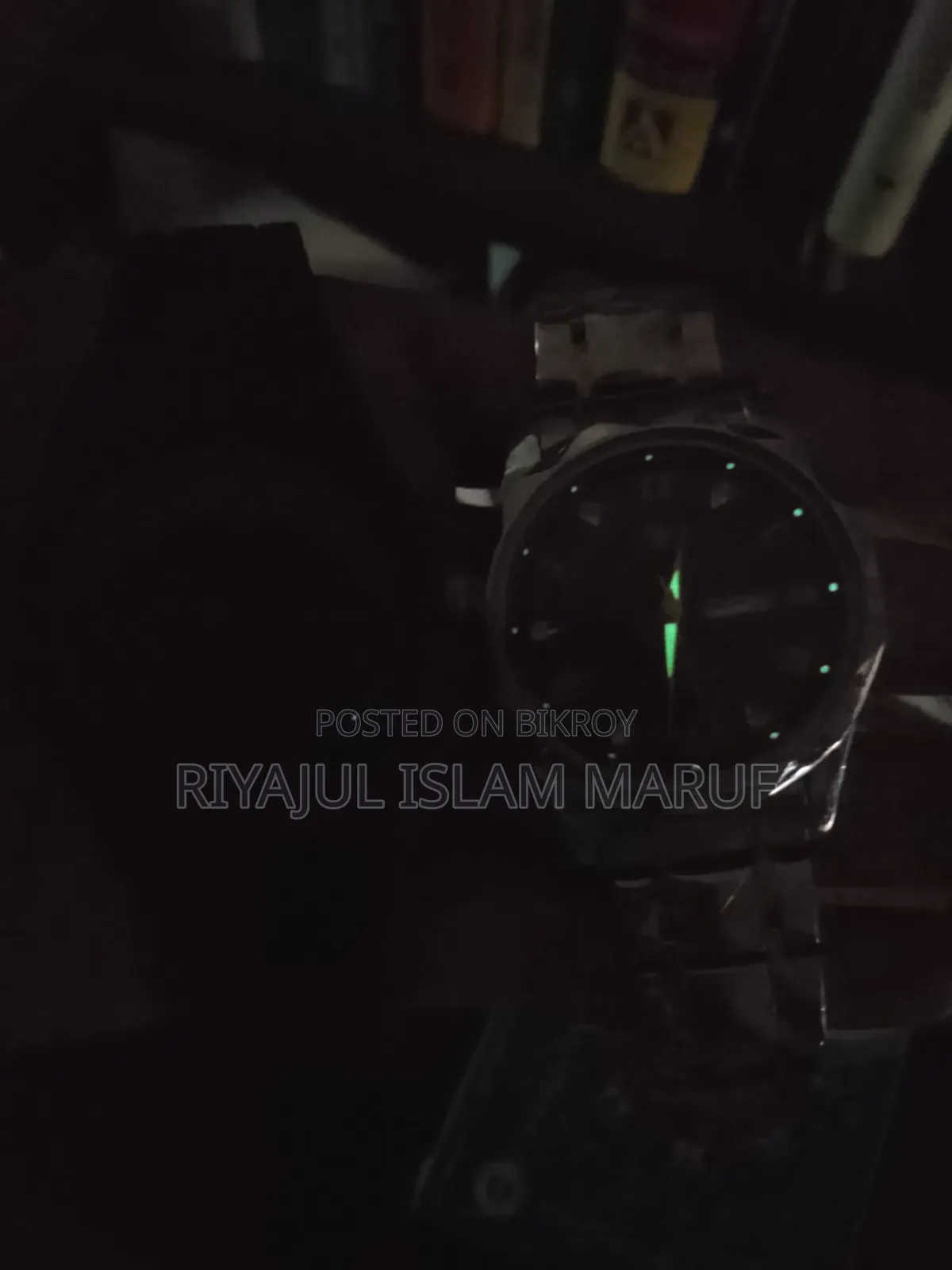 Arabic Aura Watch