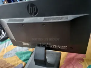 Gigabyte GA-H110MSTX-HD3-ZK 4GB Intel Core I3 SSD 128GB